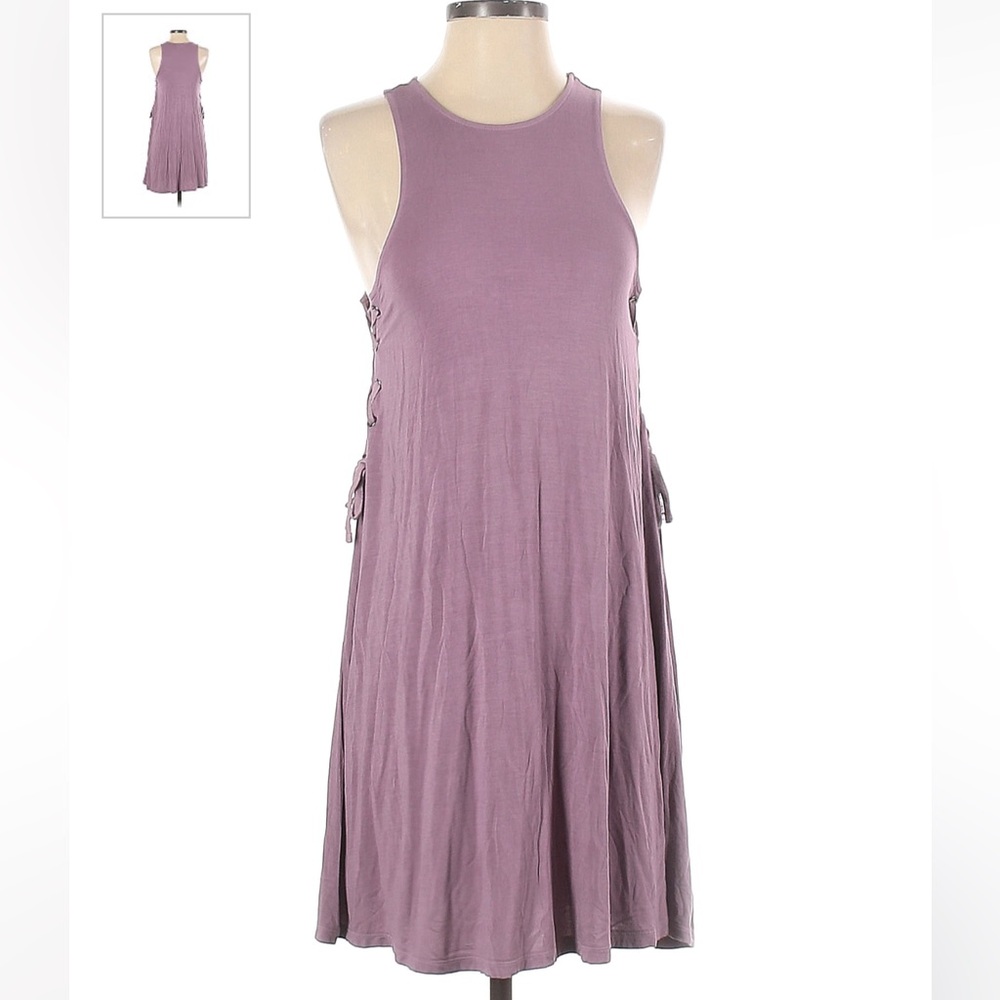 Soft & Sexy American Eagle Casual Dress with side lace detail